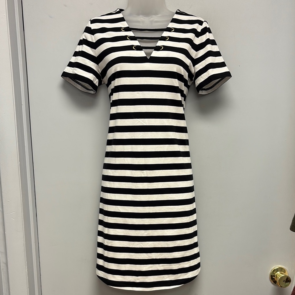 NEW Michael Kors Short Sleeve Lace Detailed Neckline Striped Dress Size Small - Picture 1 of 10